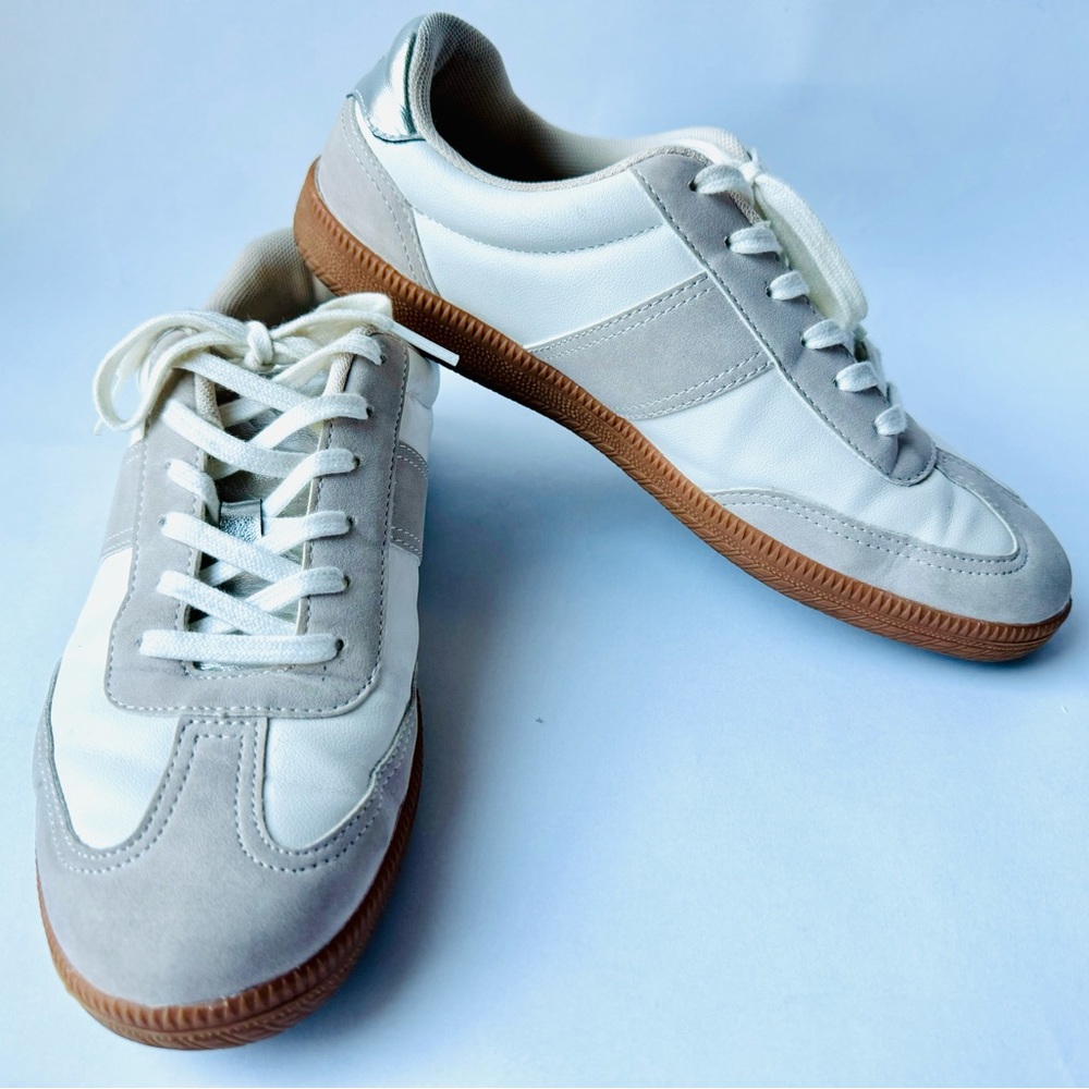 JCREW Field Sneakers in Metallic Size 8